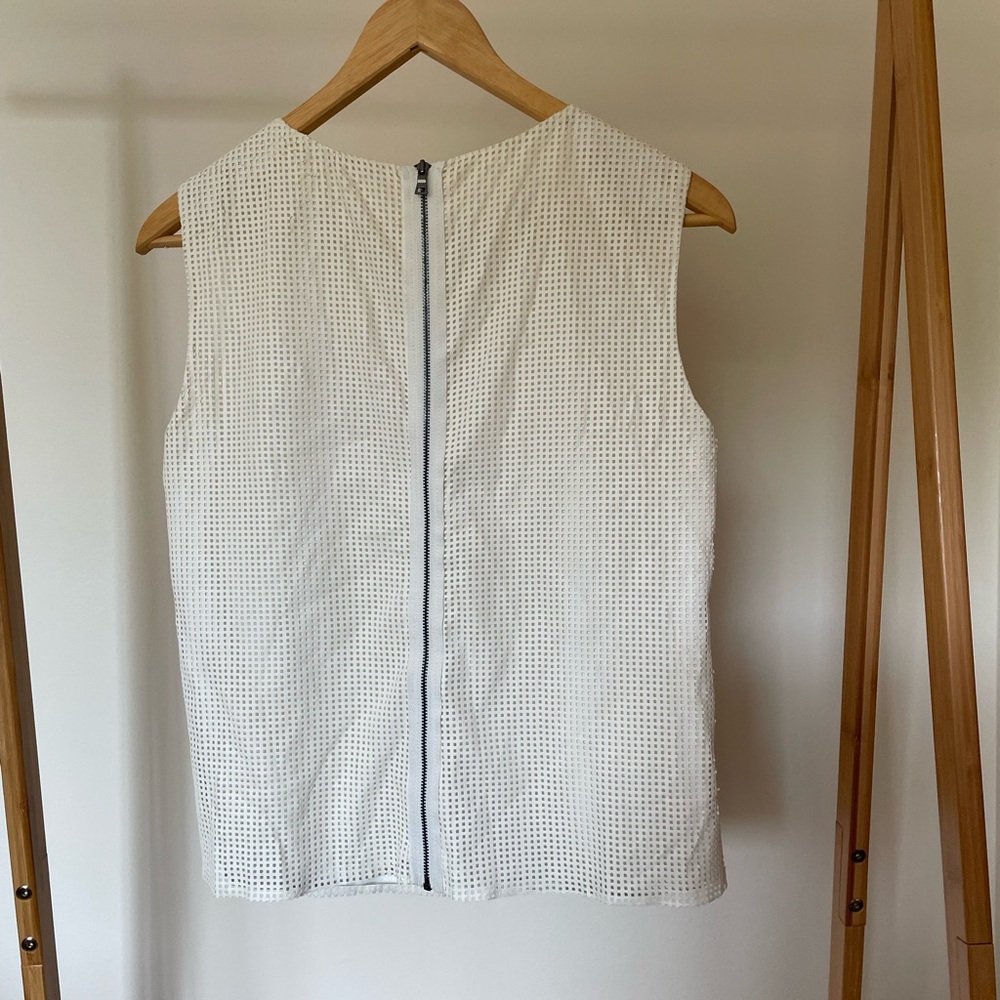 T Tahari Ivory Leather Cutout Tank with Zip Back. Small.